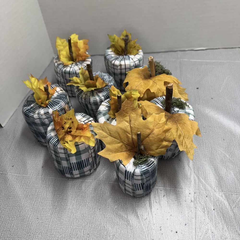 Set of 9 Handmade Fabric Plaid Pumpkins Fall Decor Leaves - Picture 4 of 8
